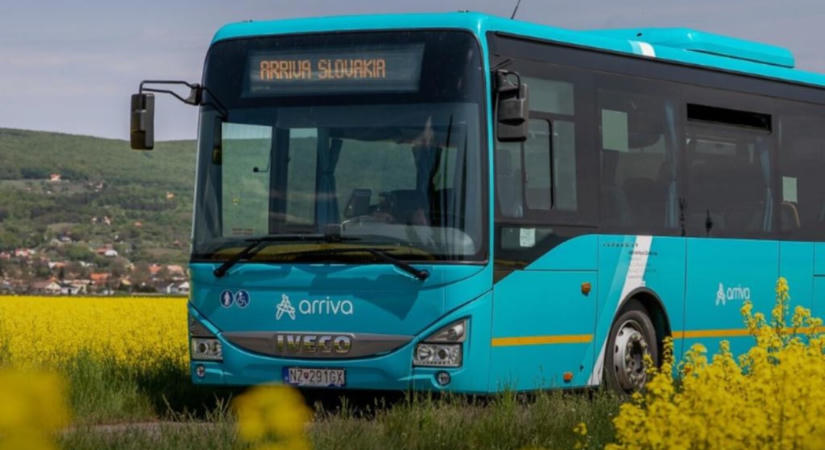 Felkészítették a buszsofőröket, hogy segíteni tudjanak, ha egy utas rosszul lesz