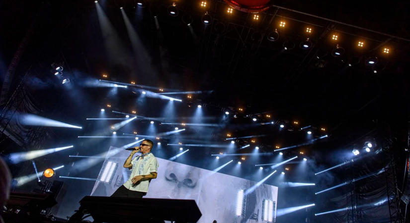 Macklemore-t kirakták az Ed Sheeran-turnéról a Palesztinát támogató üzenete miatt