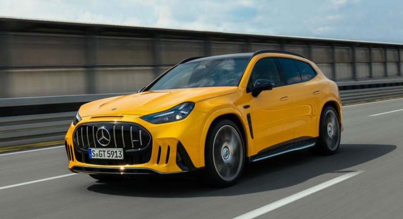 1169 lóerővel és kamu V8 életérzéssel rúgja be az ajtót a Mercedes új elektromos SUV-ja