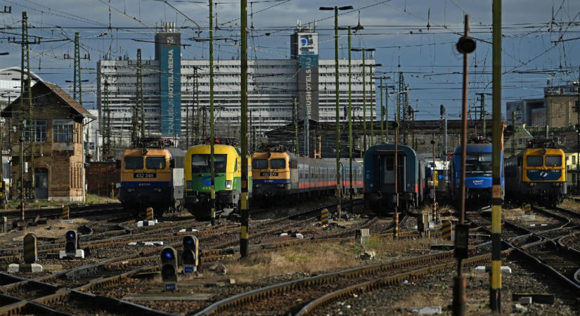Lehallgatásokat zavaró eszközöket vett a MÁV Lázár minisztersége idején