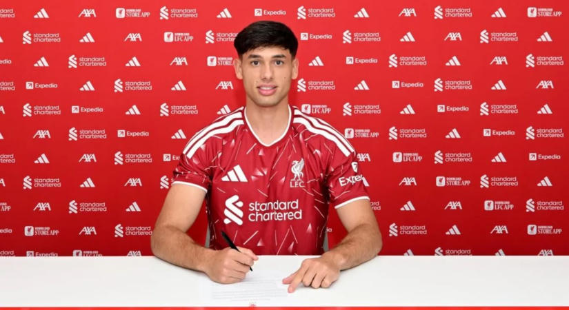 Újabb magyar focistával kötött profi szerződést a Liverpool
