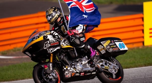Elhunyt testvérének ajánlotta a trófeát a Harley-Davidson Bagger Cup első bajnoka
