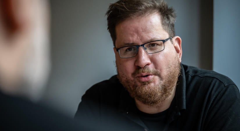 Pogátsa Zoltán: Az euró miatt éppen Magyarország jövőjét áldozhatjuk fel
