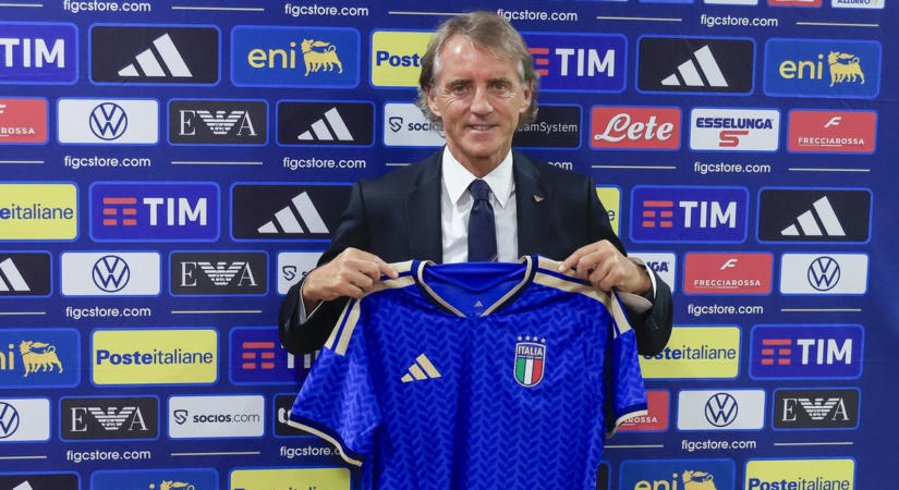 A visszatérő Mancini elnézést kért, amiért 2023-ban elhagyta az olasz válogatottat