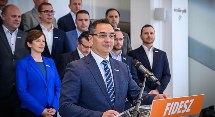 Botrány a debreceni tanévnyitón: Papp László nekiment Lannert Juditnak – „Vagy ő, vagy én!”