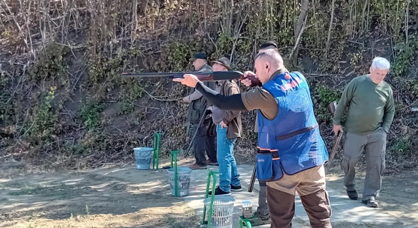 A figyelem és a fegyelem helye: a madari lőtéren jártunk (GALÉRIA)