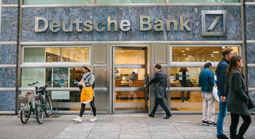 200 millió forintnyit sikkasztott a bankár, az anyósa számláján fektette be, de jórészt elbukta