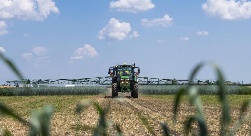 14 milliárd forintnyi gyanús költekezést találtak az agrárkamaránál, napidíjat fizettek például a strasbourgi magyar tüntetőknek