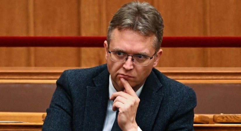 Őrizetbe vették Hankó Balázst, kiderült hova szállították hétfő este a korábbi minisztert