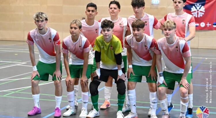 SIKETEK IFJÚSÁGI JÁTÉKA – Bényi Péter veszprémi fiatal a futsalválogatottban