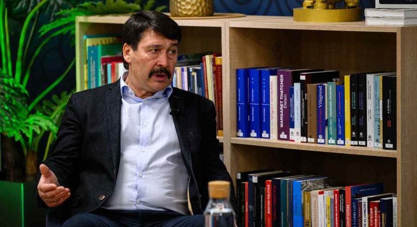 Magyar Péter bemutatta Áder János „adófizetői pénzen felhúzott villáját”, üzent is a volt államfőnek