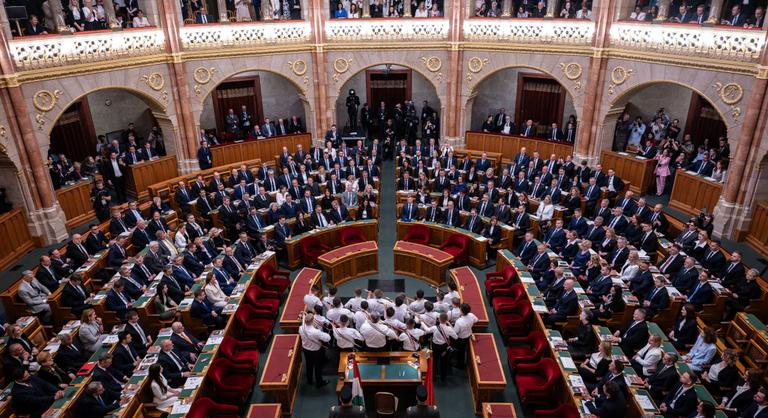 A 100 Tagú Cigányzenekar elítélte a Mi Hazánk magatartását