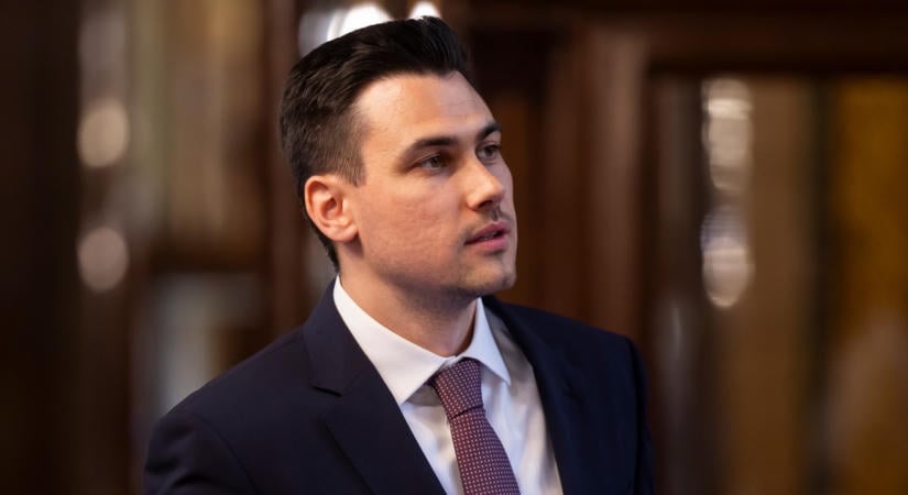 „Ha tényleg kapott volna SMS-t, miért nem mutatja meg?” – Hazugsággal vádolja Magyar Pétert a fideszes képviselő a volt főügyész meghallgatása után