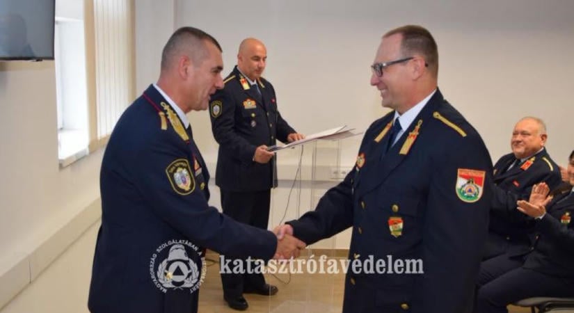 Elismeréseket adtak át