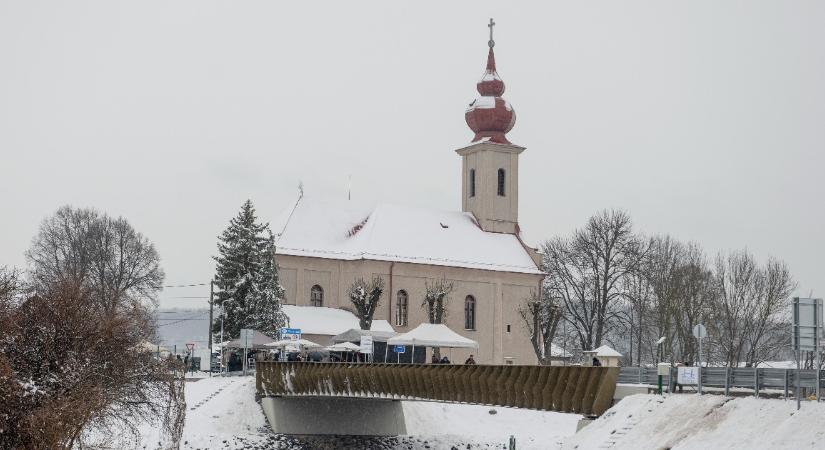 Tízezer háztartás maradt áram nélkül Szlovákiában az erős havazás miatt