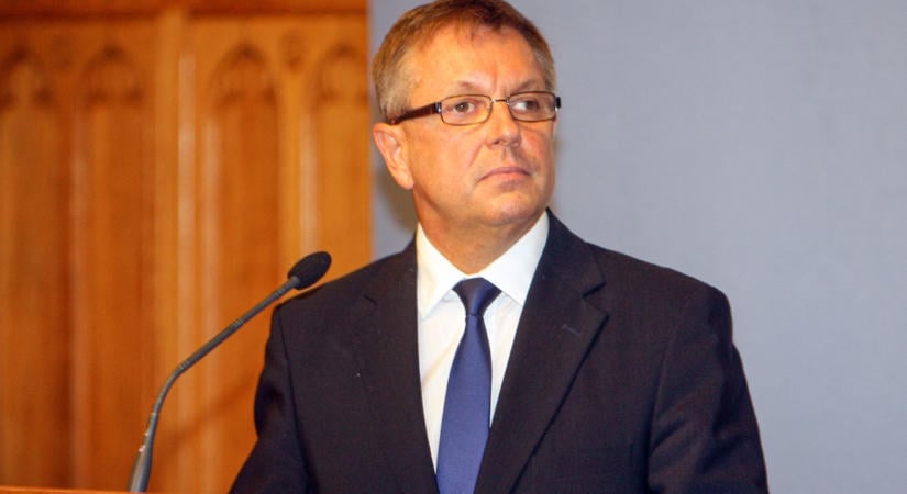 Ez is egy kézzelfogható bűne lehet Matolcsynak: nem az alapítványok ügye, hanem valami teljesen más - nézze meg a képeket!
