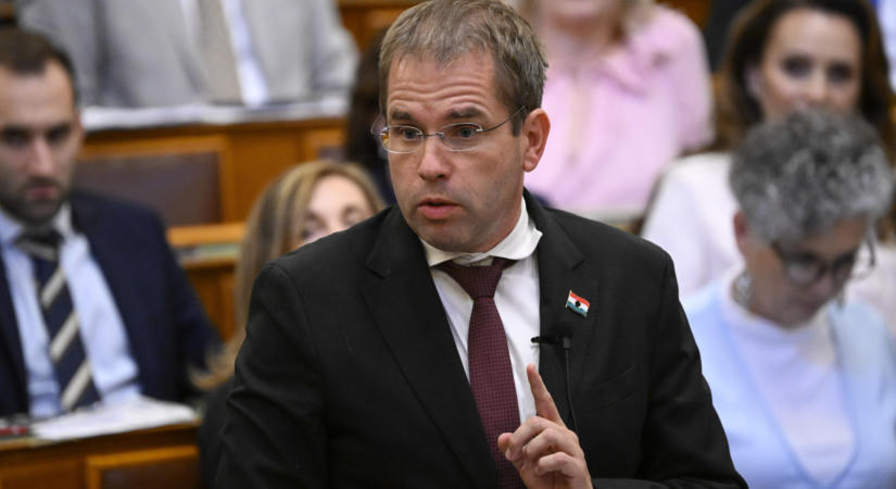 Ruff Bálinték feljelentést tettek, több tíz milliárd forint közpénz miatt lépnek