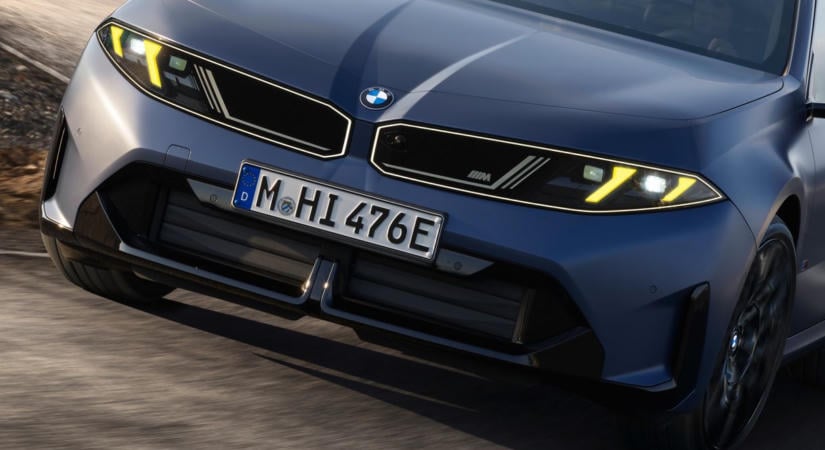 Olcsóbb alapmodell és sportosabb csúcsverzió az elektromos BMW i3 szedánból