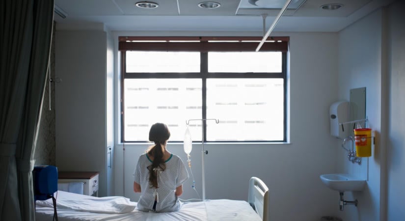 Felfoghatatlan tragédia: mindkét lábát elveszítheti a 21 éves fiatal