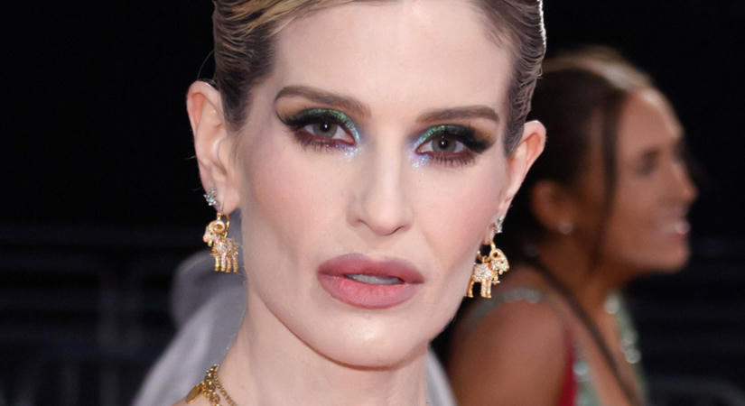 Kelly Osbourne édesapja halála óta újra vörös szőnyegre lépett - fájdalmas vallomást tett Ozzy Osbourne-ról