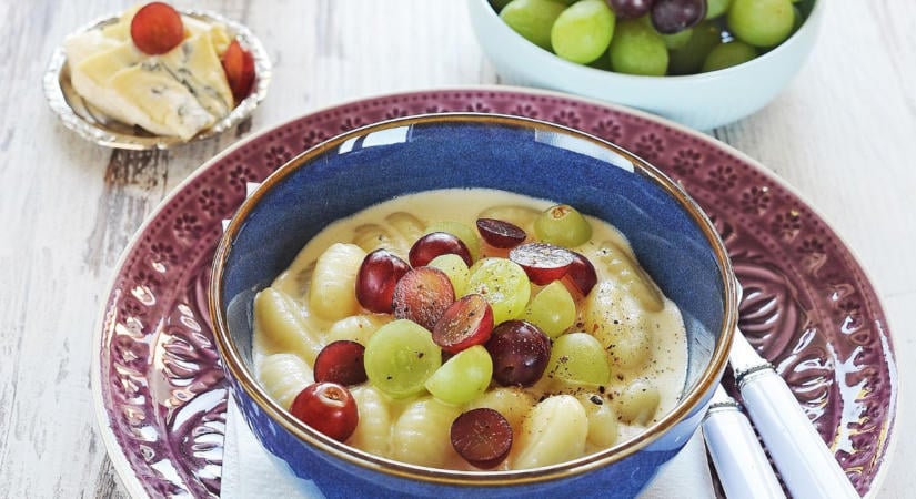 Vacsora 30 perc alatt: gorgonzolaszószos gnocchi szőlővel