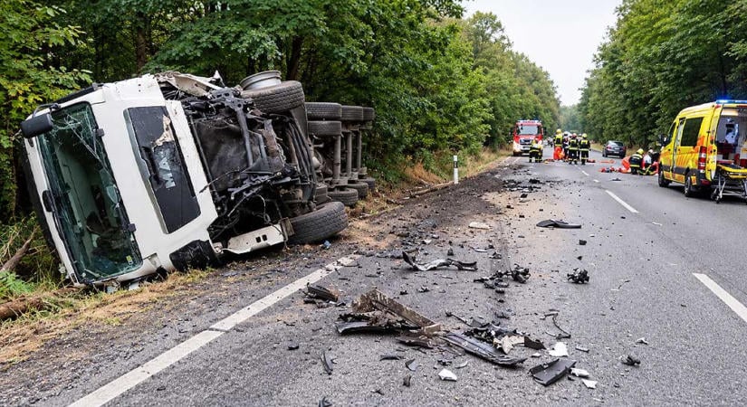 Adománygyűjtés indult a félárván maradt mendei gyermekek javára, akiknek szülei és 3 éves testvérük közúti balesetben haltak meg