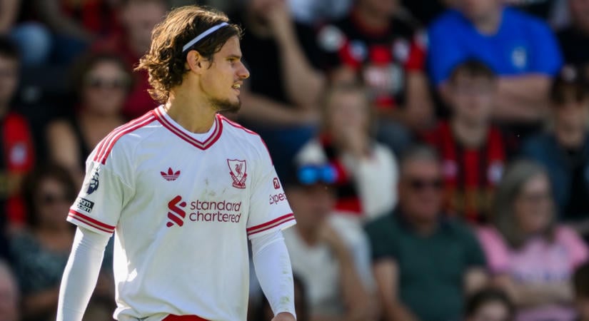 Kerkez Milos Liverpoolban tartott vicces kiselőadást az első válogatottbeli góljáról – videó