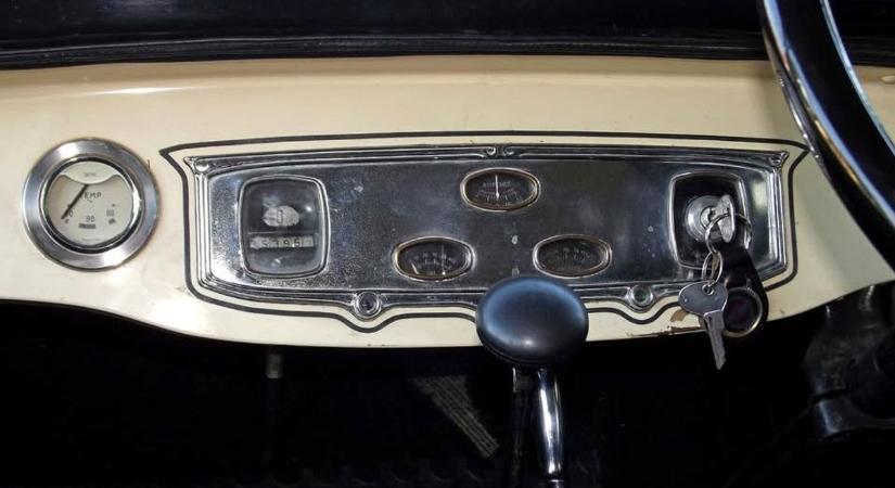 Előkerült egy Chrysler dédmamáink korából Szegeden, ha sietsz, akár a tiéd lehet a történelem egy darabja