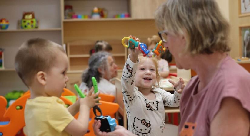 „A mezőkövesdi kisgyermekek miért nem érnek 3 millió forintot?” - áll a bál Matyóvárosban