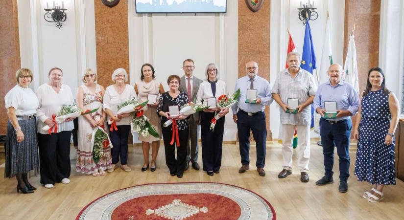 Kitüntetések, rangos elismerések a szabolcsi településen