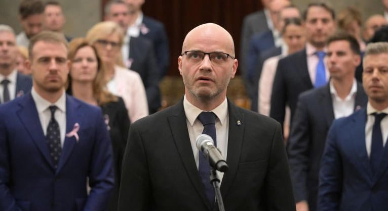 Radetzky András Médiatanács-tag lett, a Fidesz és a KDNP jelöltjeit újból leszavazták