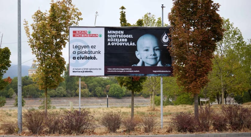 Elképesztő akció a SPAR-tól: közel 500 óriásplakátot ajánlottak fel 12 civil szervezetnek