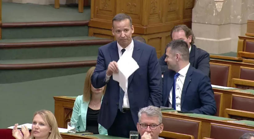 A felállás látható, a hiány nem magyarázza önmagát