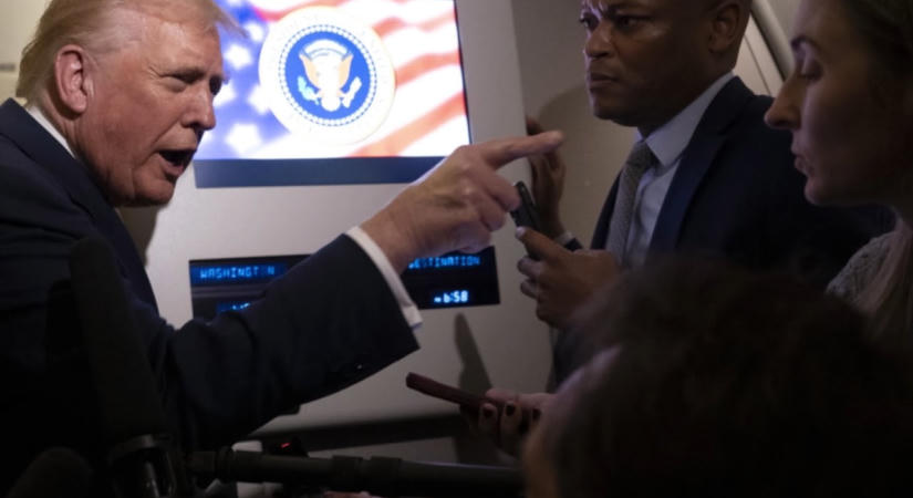 Újabb médiabotrányba szalad bele Trump – A „kiváltságásos” bejegyzéseiből csinálna hatalmas üzletet a médiacége