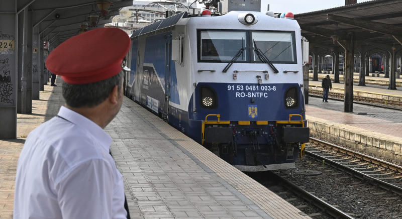 Elfogadták a vasúti stratégiát, biztosított a bérek kifizetése