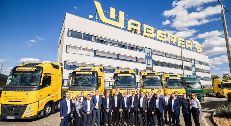 Elektromos nyerges vontatókkal erősít a Waberer’s
