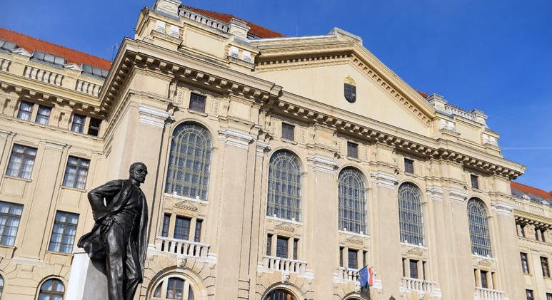 Biotechnológia felsőoktatási szakképzési szak indul a Debreceni Egyetemen