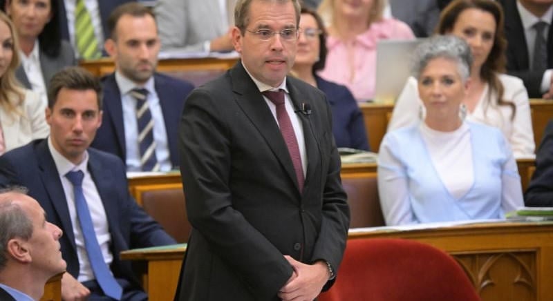 Feljelentést tett a Miniszterelnökség: 455 milliós gyanús kifizetésre bukkantak a belső vizsgálat során