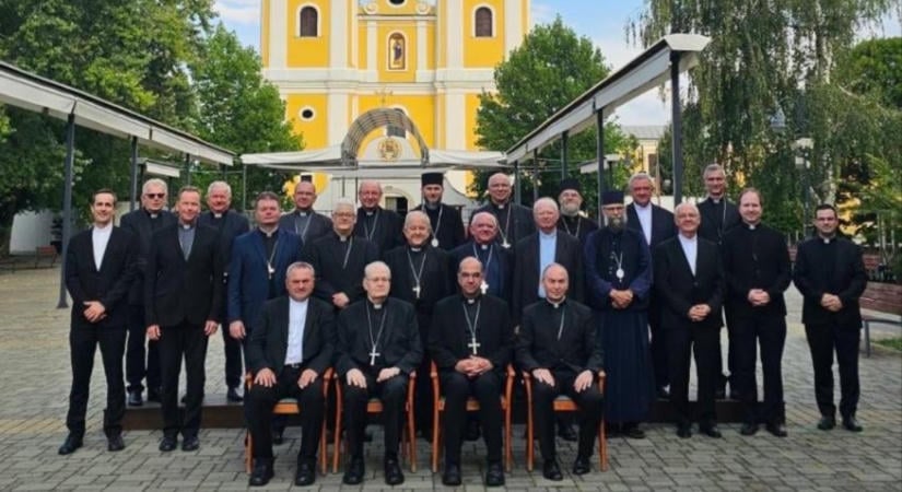 „Nem a semmiből a semmibe tartunk” – Húsbavágó kérdésekben foglal állást a katolikus egyház új körlevele
