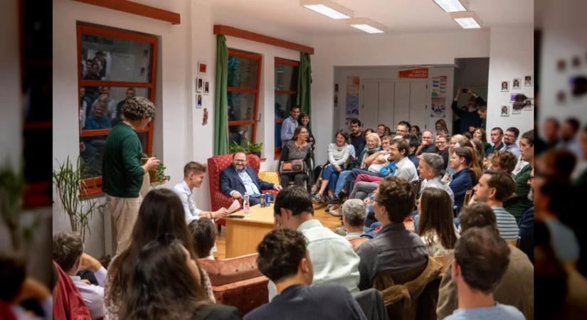 Kormánytagként tért vissza alma materébe Kármán András