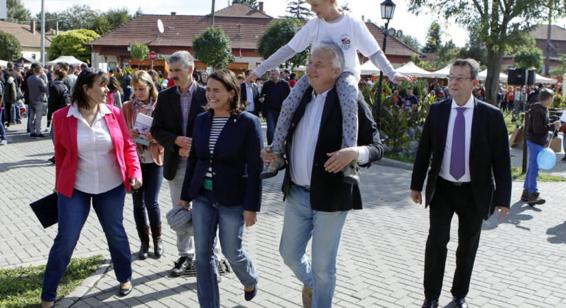 Nem várhatjuk, hogy a társadalmi értékekről a politika egyedül döntsön