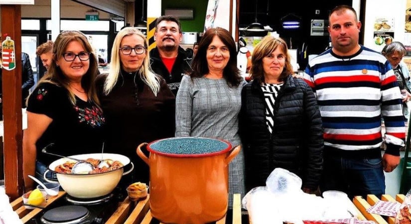 Pálfiszeg az egerszegi piacon – szüpőcs készült (galéria)