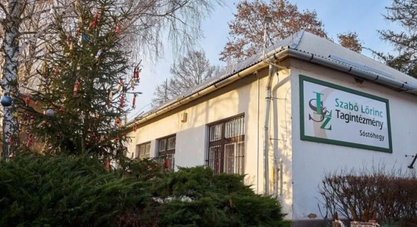A gyerekek csak ámulva figyeltek: mesebeli délelőttöt tartottak Sóstóhegyen