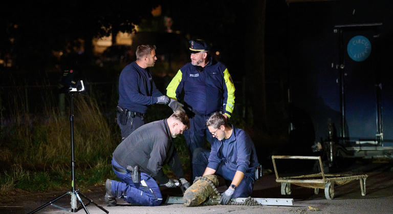 Száz kilogrammos, második világháborús bombát hatástalanítottak Berlinben