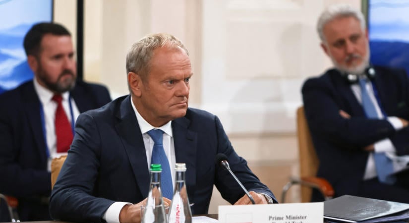Evakuáltak két lengyel-ukrán határátkelőt orosz légitámadások miatt