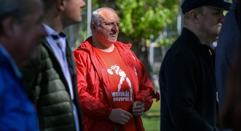 Régi-új elnökkel folytatja az MSZP