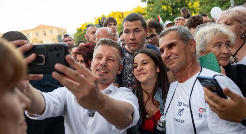 Politikai megrendelésre minősíthette át az ügyészség Magyar Péter ügyét