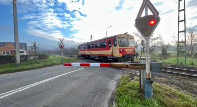 Zajlik a felújítás a Komló-Dombóvár vasútvonalon
