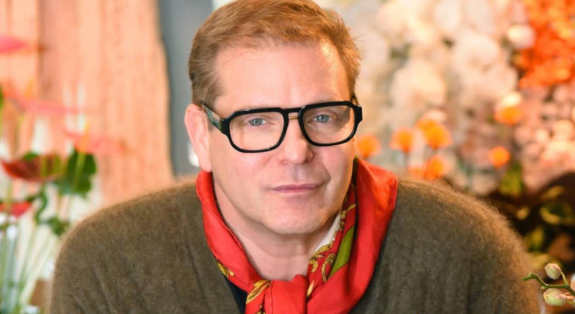 Kajdi Csaba a társkeresőkről: „Kínos nekem, hogy ott jobbról balra húzogassam 50 évesen az emberek profilját”