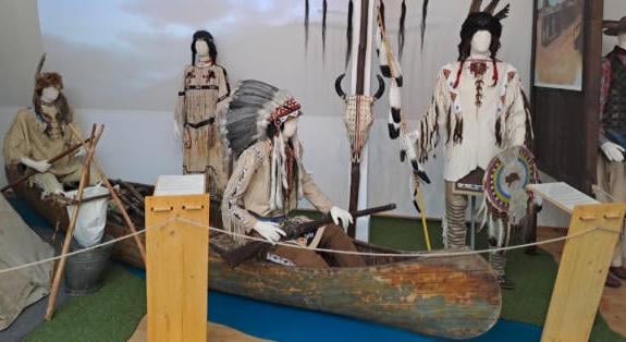 Új tér, új élmény? – mit kínál a megújult Baktay Ervin Indián-Cowboy kiállítás?